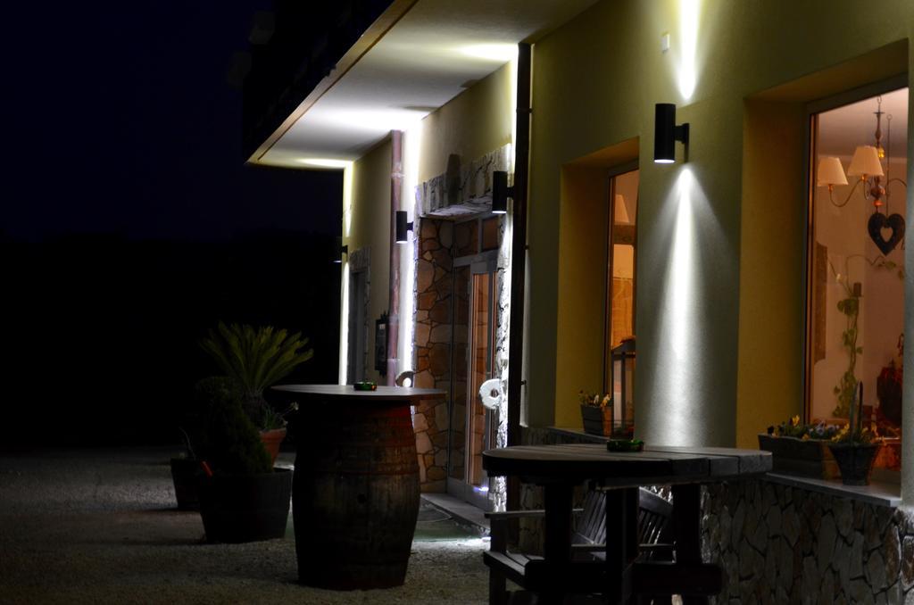 Villa Della Mimosa Alia Dış mekan fotoğraf