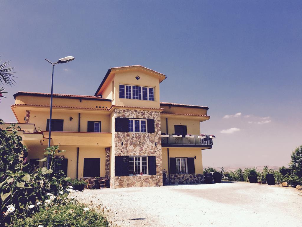 Villa Della Mimosa Alia Dış mekan fotoğraf