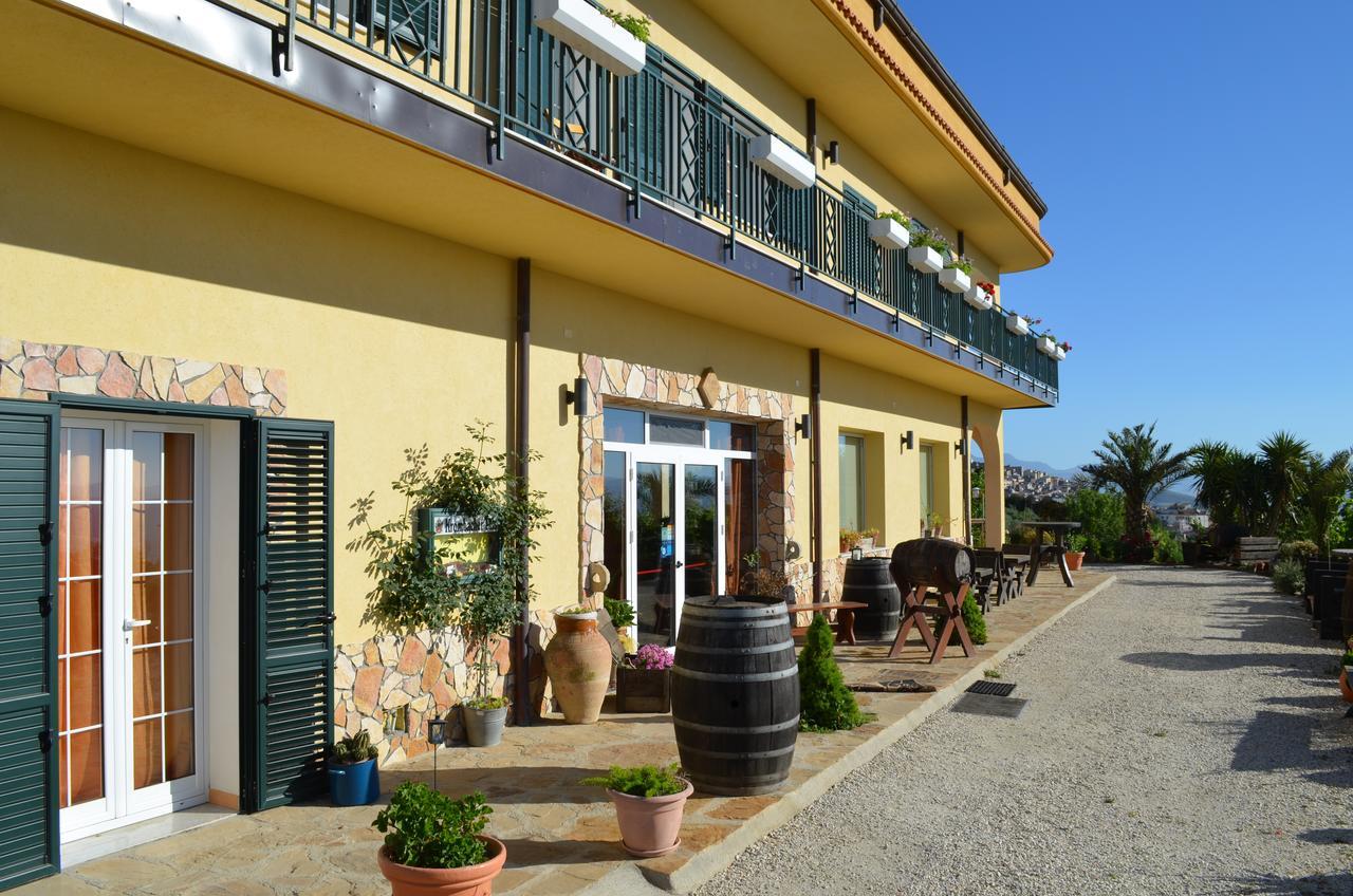 Villa Della Mimosa Alia Dış mekan fotoğraf